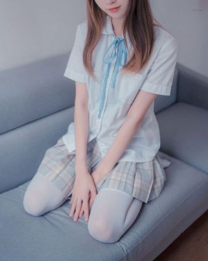 老师刘艳第十部的小说_剧情片高清视频播放