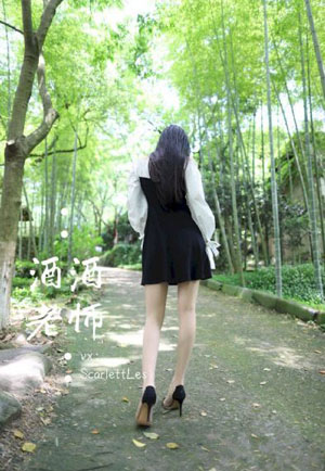 青草视频在线观看国产_十万网红美女美酱