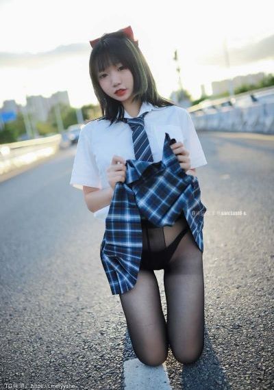 亚洲第一视频专区_1080高清在线